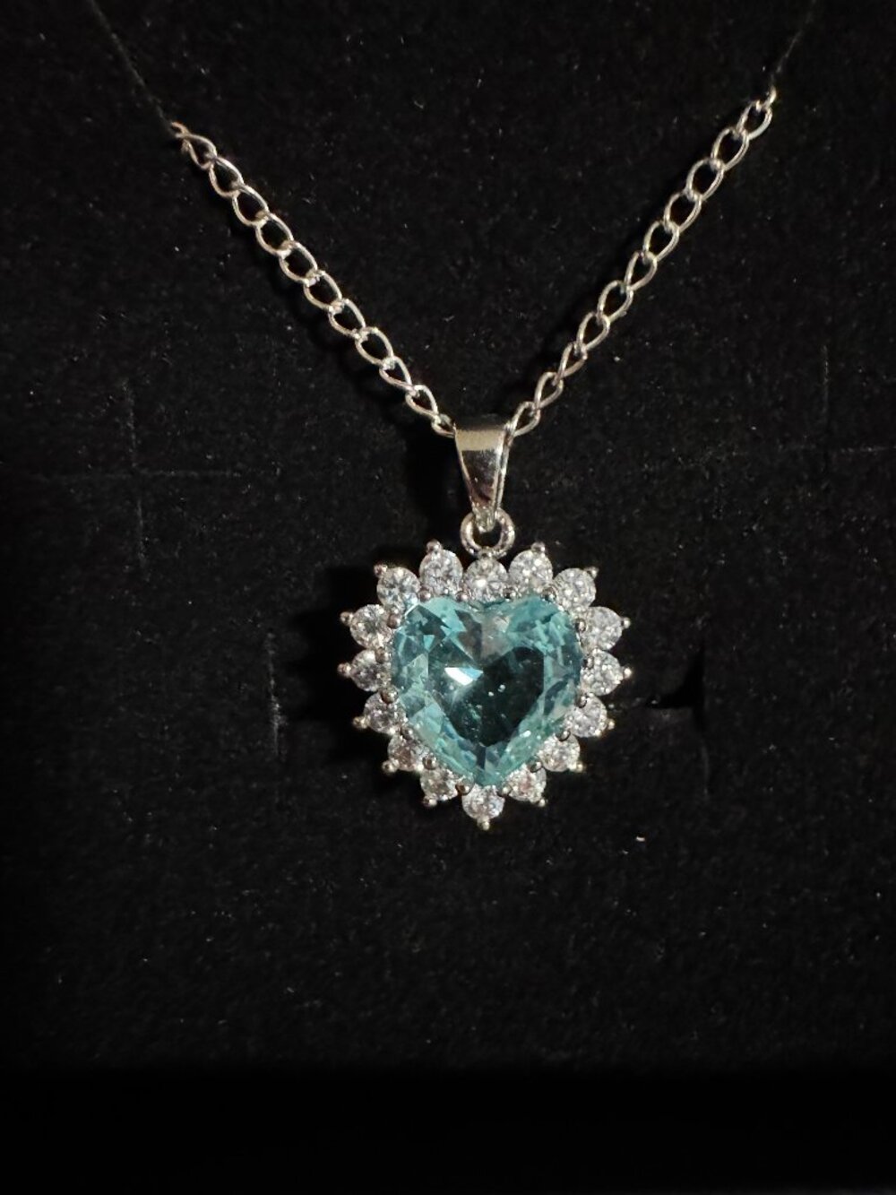 925 Heart Pendant Necklace with Halo Cubic Zirconia Aquamarine / Sky Blue Center